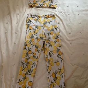 Strut this lemon set